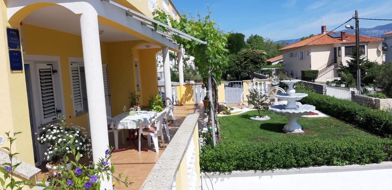 Apartment And Room Hudoletnjak Šilo Εξωτερικό φωτογραφία