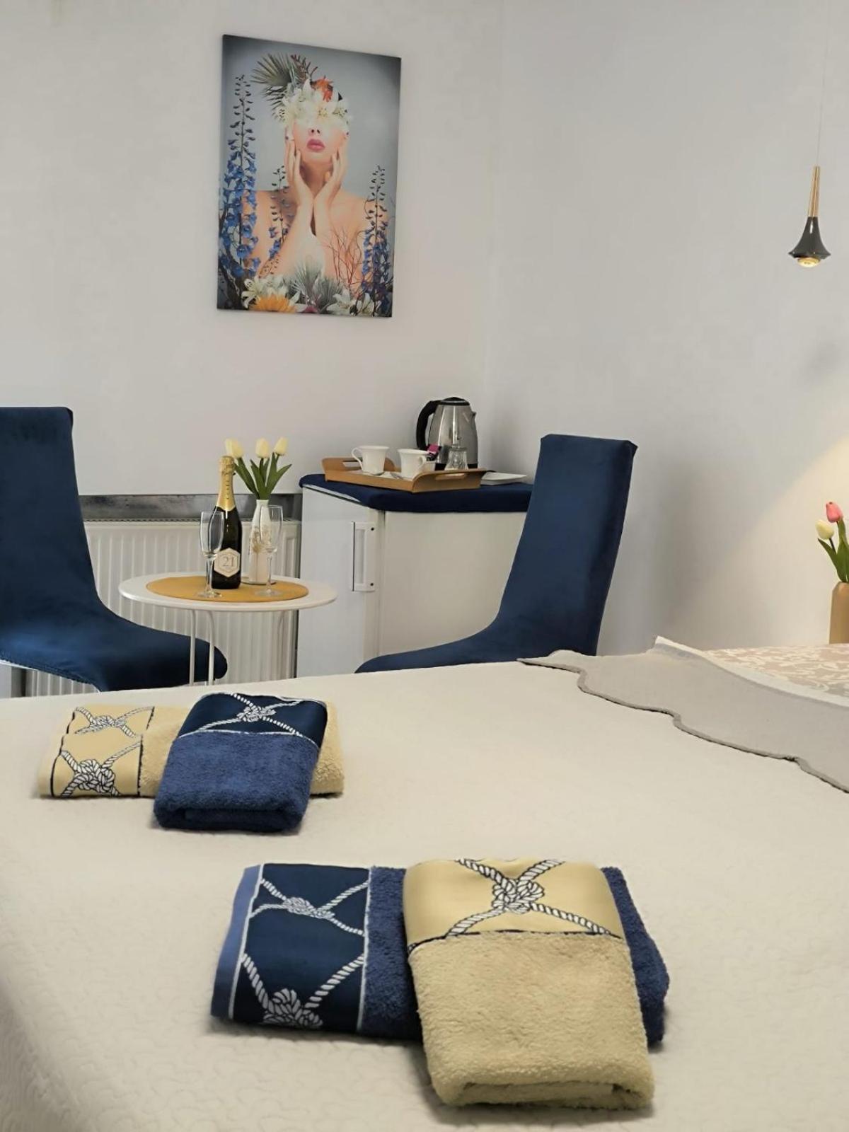 Apartment And Room Hudoletnjak Šilo Δωμάτιο φωτογραφία